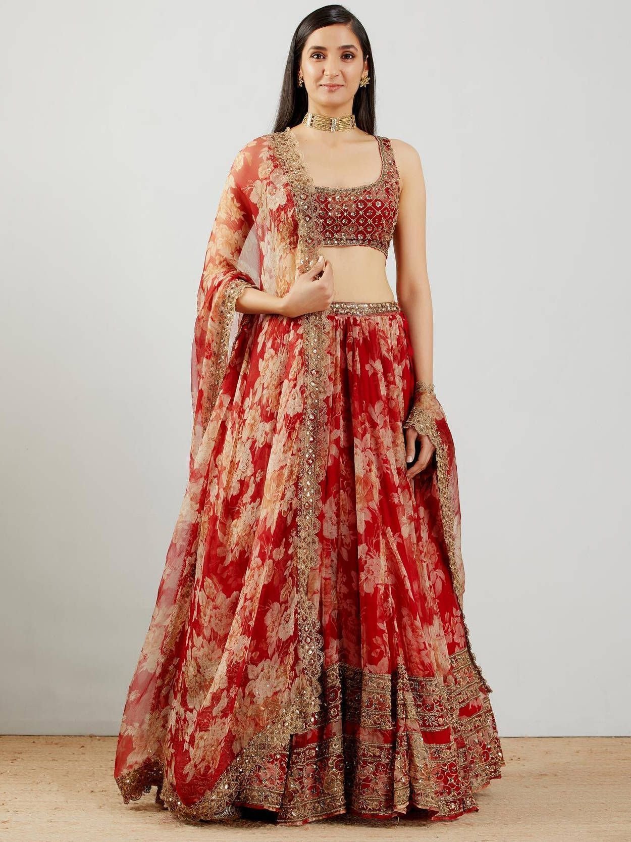 Shraddha Kapoor Red Floral Printed Organza Wedding Wear Lehenga Choli - Image 4
