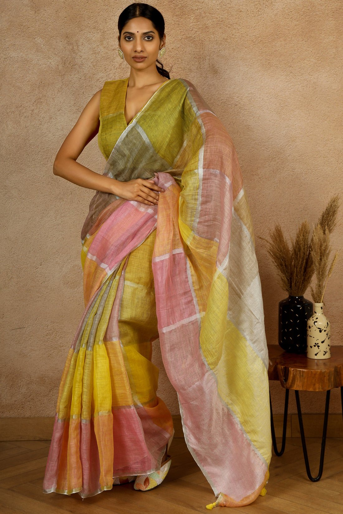 Holika Linen Sari - Image 2