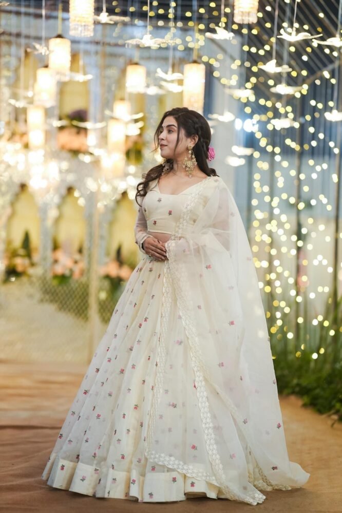 Meraki white organza lehenga set - Image 3