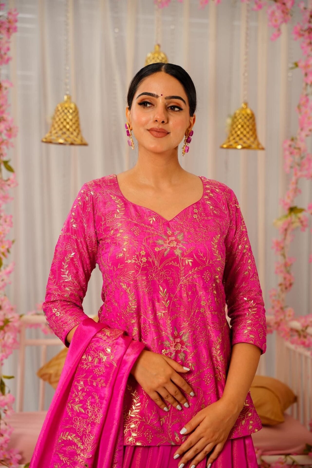 Sovereign pink lehenga choli set - Image 3