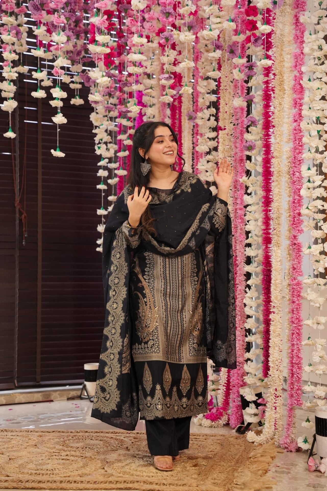 Starry black muslin suit set - Image 3