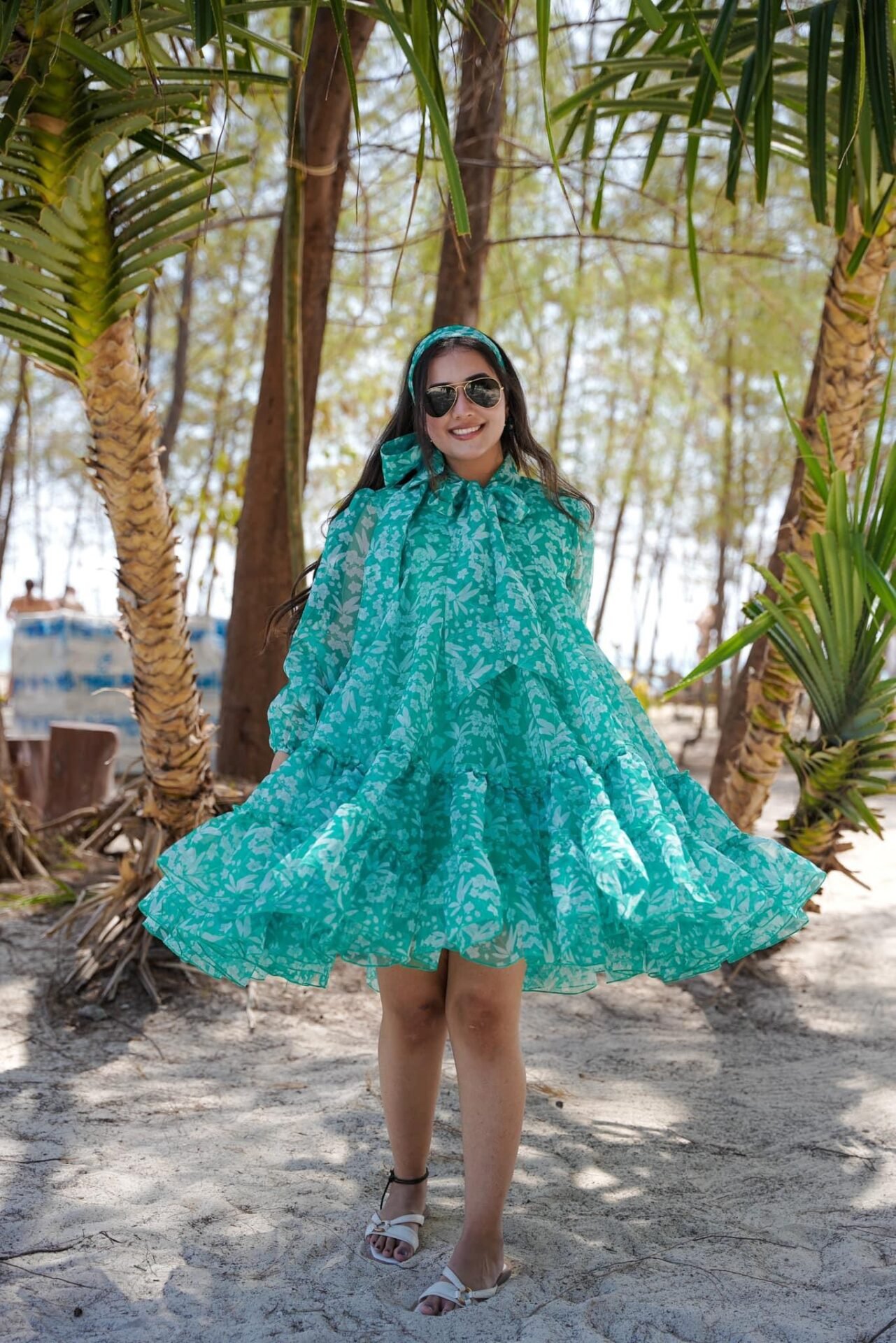 Disty green organza dress - Image 4
