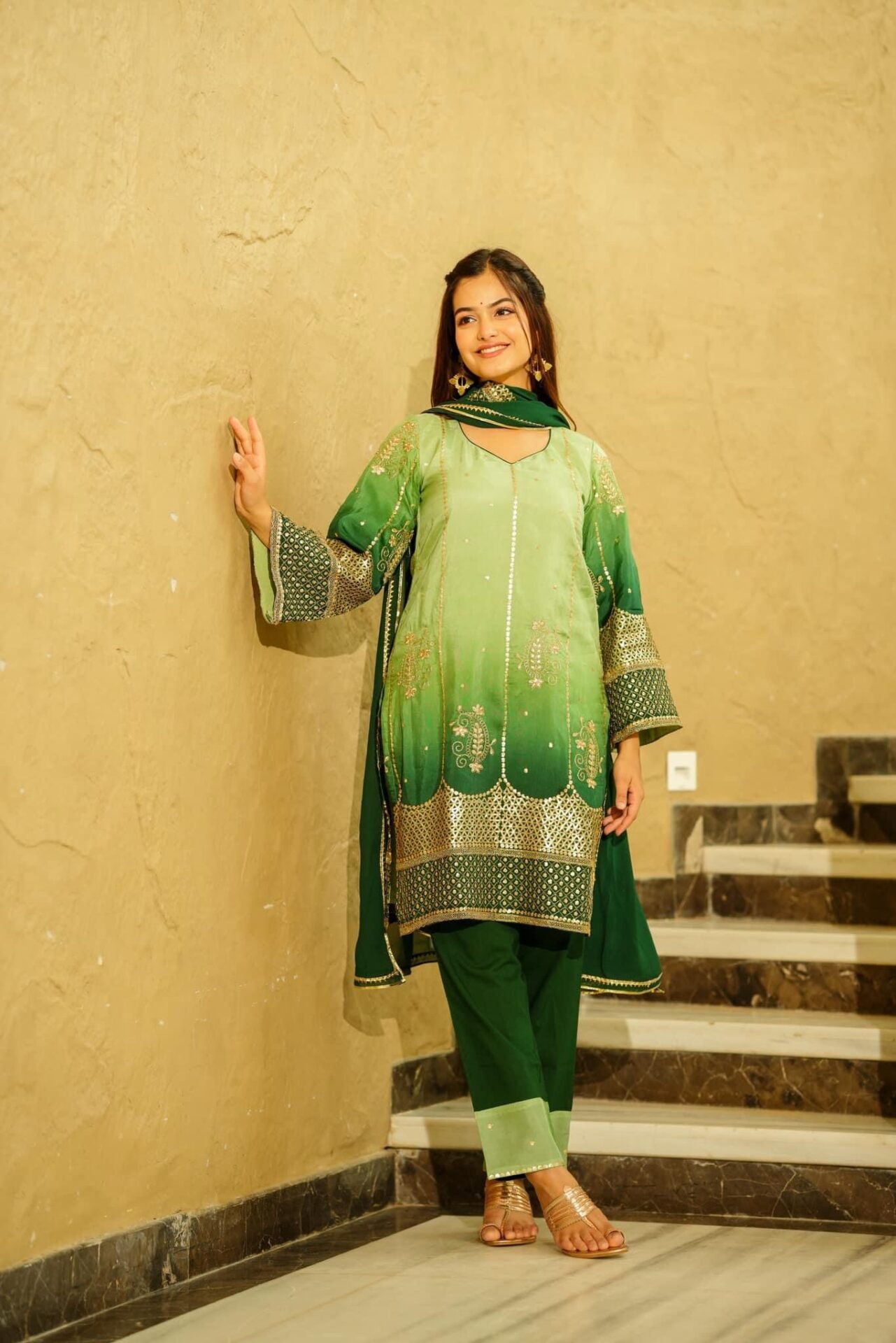 Green Paradise Short kurta set - Image 3