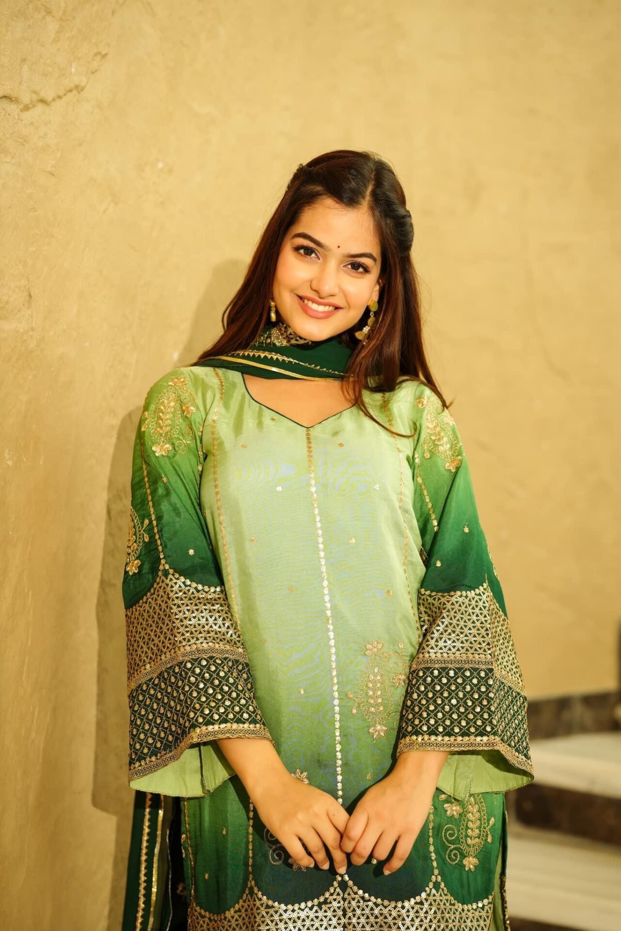 Green Paradise Short kurta set - Image 2