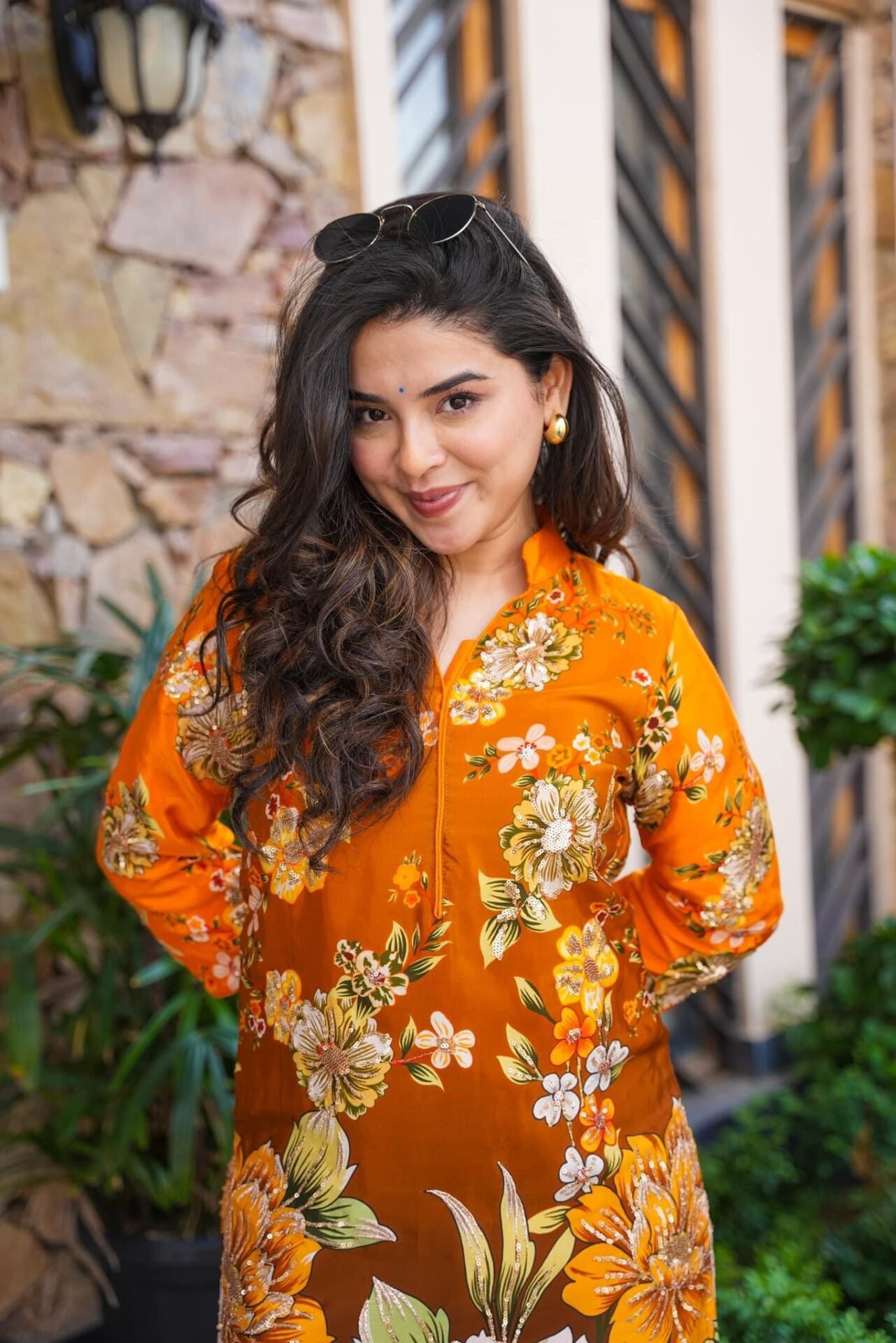 SYBIL EMBROIDERED KURTA SET - Image 4