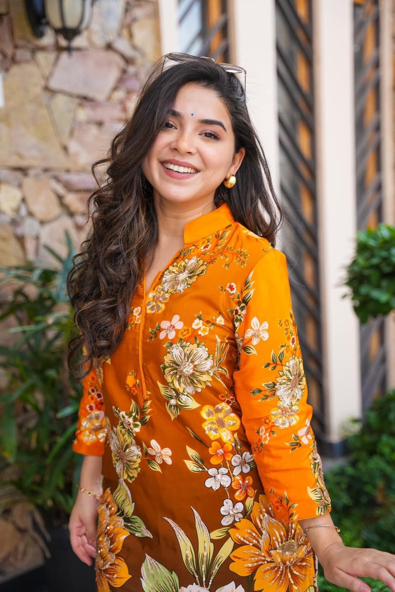 SYBIL EMBROIDERED KURTA SET - Image 2