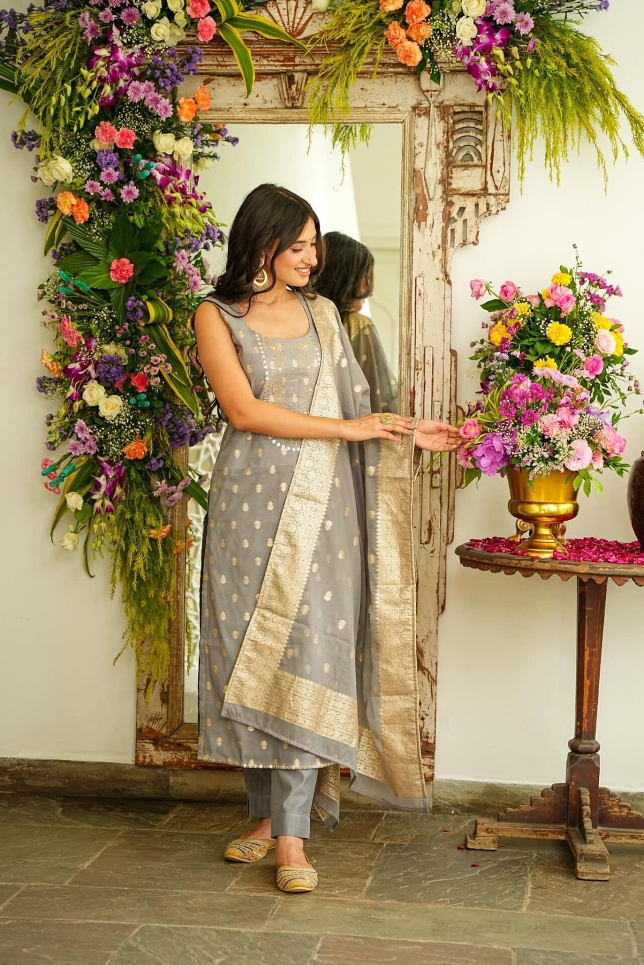 Harper grey chanderi set - Image 2