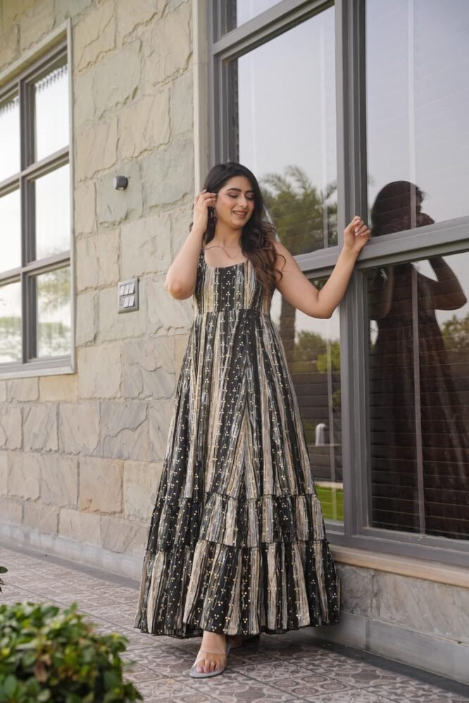 Kayla RAYON BLACK DRESS - Image 3