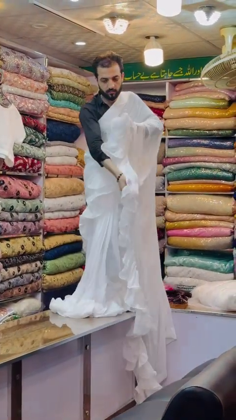 Plain white  Bollywood Women's Fancy Designer Saree - Image 3