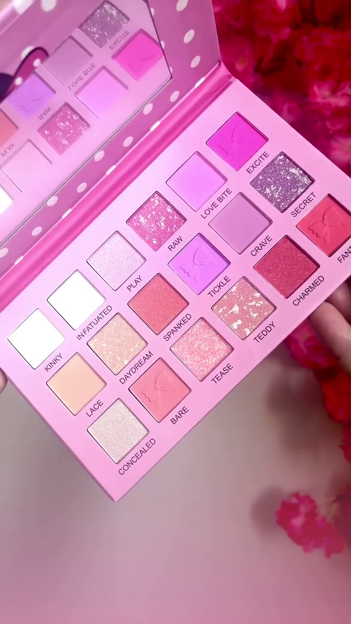 Minnie Mouse Limited Edition 18-Color Eyeshadow Palette – Playful Pink-Toned Matte, Shimmer, and Glitter Finishes in a Cute Polka Dot Packaging with Mirro