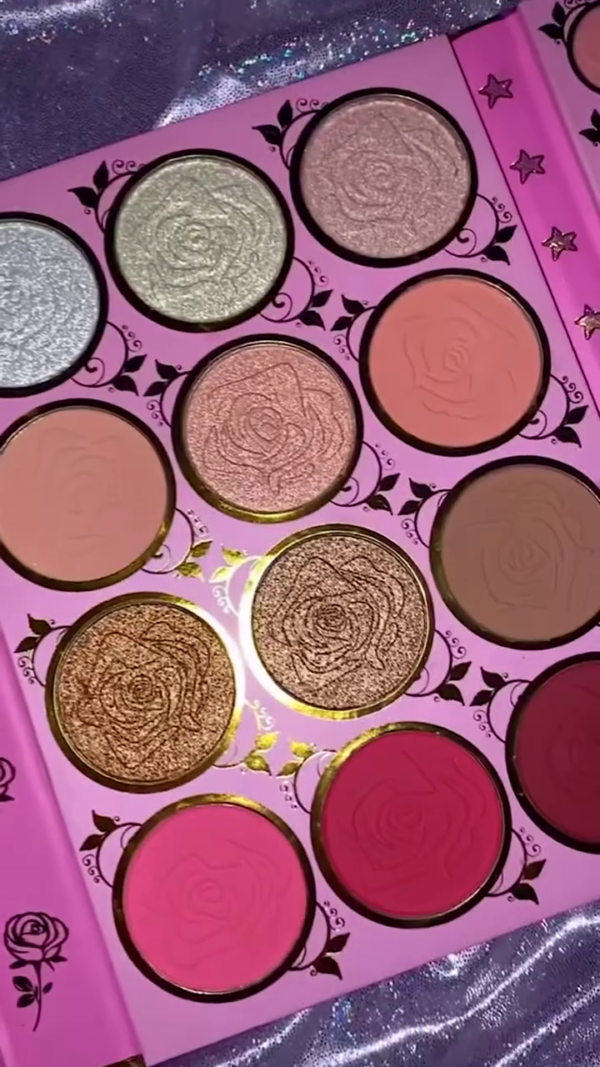 All-in-One Luxury Makeup Palette 72 Highly Pigmented Matte & Shimmer Eyeshadows, 15 Multi-Finish Face Shades Including Highlighters, Bronzers, and Blushes – Vibrant, Glitter, and Bold Colors for Creative Glam Looks - Image 3
