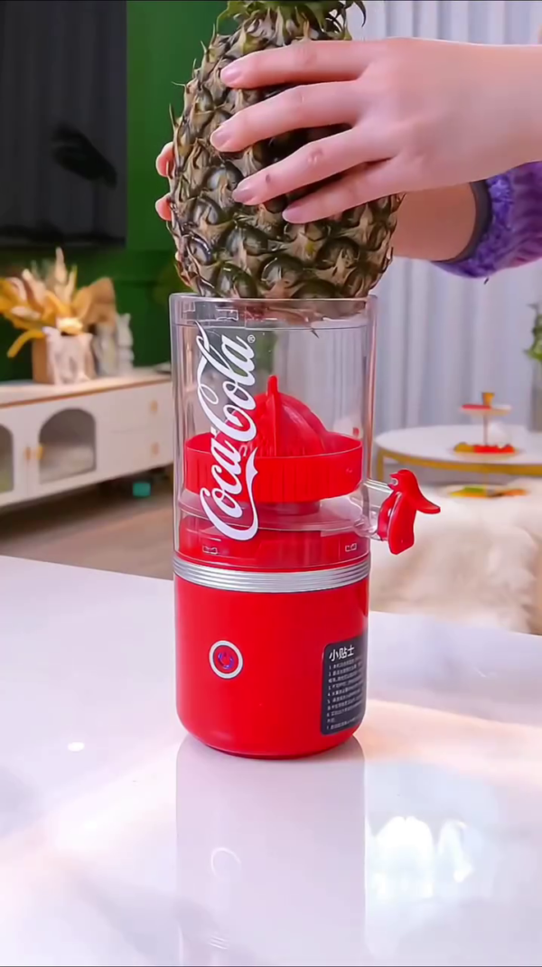 High-Efficiency Electric Citrus Juicer with One-Touch Operation, Anti-Drip Spout, and Transparent Container – Stylish Red Design with Removable Easy-to-Clean Parts for Fresh Juice Extraction - Image 3